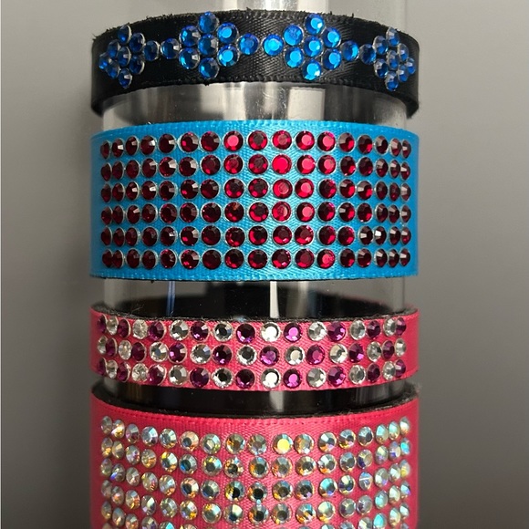 Cuff Bracelets with Swarovski crystals - Picture 1 of 4
